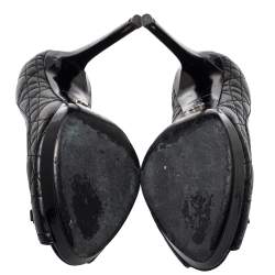 Pre Owned حذاء كعب عالي ديور جلد أسود لامع وجلد بفيونكة مقدمة مفتوحة نعل سميك مقاس 38