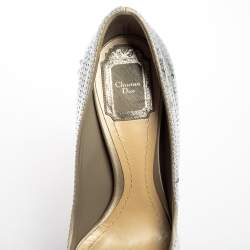 Pre Owned حذاء كعب عالي ديور جلد فضي ترتر كعب مربع سميك مقاس 38