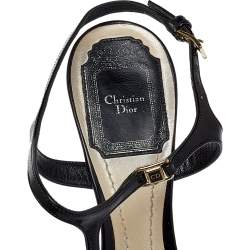 مملوكة مسبقًا Dior Black Leather T-Strap Sandals Size 37.5