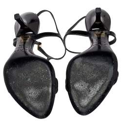 مملوكة مسبقًا Dior Black Leather T-Strap Sandals Size 37.5
