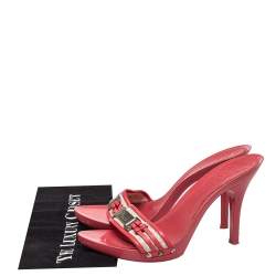 مملوكة مسبقًا صندل سلايد ديور مزخرف بشعار جلد وكانفاس وردي / أبيض مقاس 40