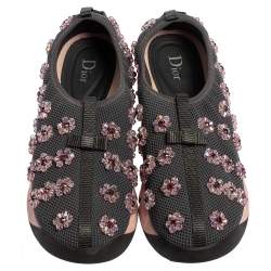 مملوكة مسبقًا Dior Grey Fabric And Mesh Embellishment Fusion Sneakers Size 39