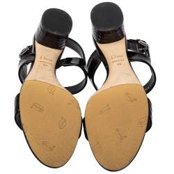 مملوكة مسبقًا Dior Black Cannage Quilted Patent Leather Ankle Strap Sandals Size 40