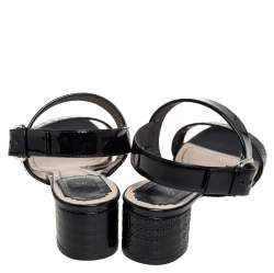 مملوكة مسبقًا Dior Black Patent Leather Ankle Strap Sandals Size 39