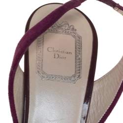 Pre Owned صندل ديور فتحة كعب مقدمة مفتوحة قطيفة وجلد لامع عنابي مقاس 38