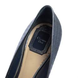 Pre Owned حذاء كعب عالي ديور جلد كاناج أزرق ميتاليك بمقدمة مدببة مقاس 40.5