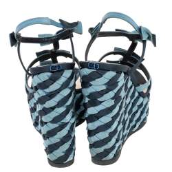 مملوكة مسبقًا صندل ديور دينم أزرق بحزام للكاحل كعب روكي نعل سميك مقاس 38