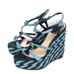 مملوكة مسبقًا صندل ديور دينم أزرق بحزام للكاحل كعب روكي نعل سميك مقاس 38