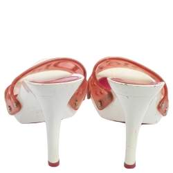 مملوكة مسبقًا Dior White/Pink Logo Embossed Rubber Clog Sandals Size 36