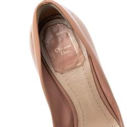 Pre Owned حذاء كعب عالي ديور كاناج جلد لامع بيج نعل سميك كعب كاناج مقدمة مفتوحة مقاس 35.5 