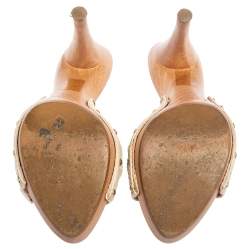 مملوكة مسبقًا Dior Cream Leather Lock Open Toe Slide Mules Size 37.5