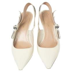 مملوكة مسبقًا Dior Cream Patent Leather  J'Adior Slingback Sandals Size 38.5