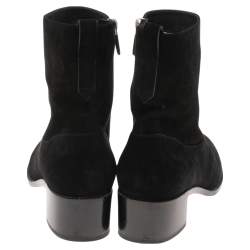 Pre Owned حذاء بوت للكاحل ديور سويدي أسود بسحاب مقاس 39.5