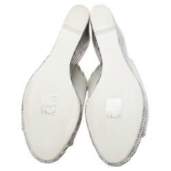 مملوكة مسبقًا Dior White Leather Wedge Platform Open Toe Sandals Size 40