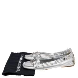 مملوكة مسبقًا حذاء لوفرز ديور جلد فضي مزخرف شعار ماركة سليب أون مقاس 41