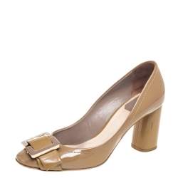 Pre Owned Dior Brown Patent Leather Buckle Detail Pumps Size 38.5