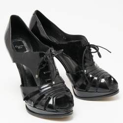 Pre Owned حذاء بوت ديور جلد لامع أسود مقدمة مفتوحة ورباط وقصه مقاس 38