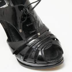 Pre Owned حذاء بوت ديور جلد لامع أسود مقدمة مفتوحة ورباط وقصه مقاس 38