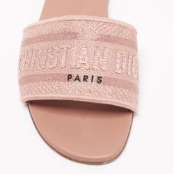 مملوكة مسبقًا Dior Pink Canvas Slide Flats Size 39