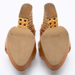 Pre Owned صندل سلايد ديور جلد بني كعب مربع سويك سيور متعاكسة مقاس 37.5