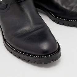 Pre Owned حذاء بوت للكاحل ديور جلد أسود مزخرف كريستال بإبزيم مزين مقاس 37.5