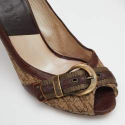 مملوكة مسبقًا Dior Beige/Brown Diorissimo Canvas And Leather Buckle Detail Peep Toe Pumps Size 37.5
