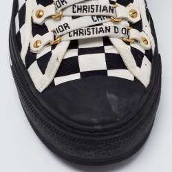 Pre Owned Dior Black/White Checkerboard Canvas Walk'n'Dior Sneakers Size 40