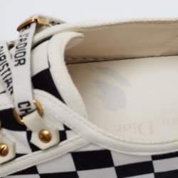 Pre Owned Dior Black/White Checkerboard Canvas Walk'n'Dior Sneakers Size 40
