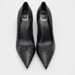 Pre Owned Dior Black Patent and Leather V Cut Pointed Cap Toe Pumps Size 39