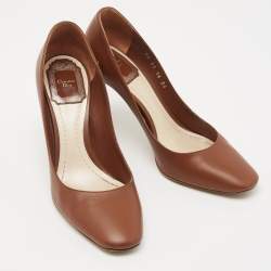 Pre Owned Dior Brown Leather Round Toe Pumps Size 36 