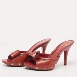 Pre Owned Dior Pink Patent Leather Bow Studded Open Toe Slide Sandals Size 41