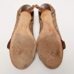 Pre Owned Dior Beige Canvas Buckle Scrunch Pumps Size 39