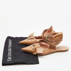 Pre Owned Dior Beige Patent Leather Buckle Detail Ankle Wrap Flat Sandals Size 39