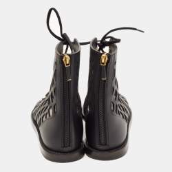 Pre Owned صندل ديور تيدي D أبازيم جلد أسود مثقب مقاس 39