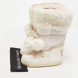 مملوكة مسبقًا Dior  White Leather and Shearling Snow Boots Size 38-40 