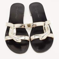 Pre Owned Dior Silver Patent Leather Snake Strap Slide Flats Size 40