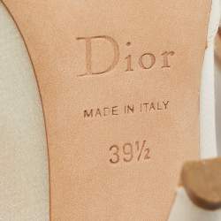 Pre Owned Dior Off White Satin Bow Pointed Toe Pumps Size 39.5