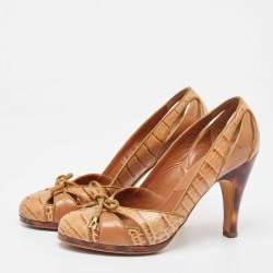 مملوكة مسبقًا Dior Beige Croc Embossed Round Toe Pumps Size 37.5