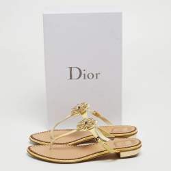 Dior White Patent Leather Buckle Detail Thong Flat Sandals Size 39