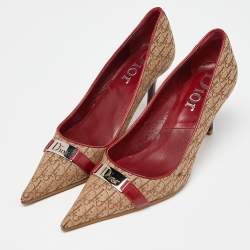 Pre Owned حذاء كعب عالي ديور كانفاس وحواف جلدية بيج بالشعار مقدمة مدببة مقاس 38