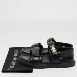 مملوكة مسبقًا Dior Black Leather Dior Act Flat Sandals Size 38.5