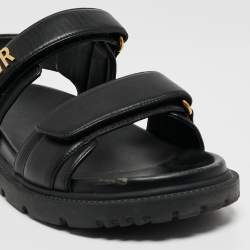 مملوكة مسبقًا Dior Black Leather Dior Act Flat Sandals Size 38.5