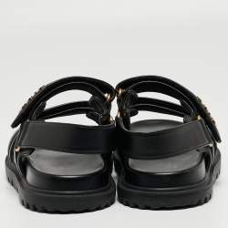 مملوكة مسبقًا Dior Black Leather Dior Act Flat Sandals Size 38.5
