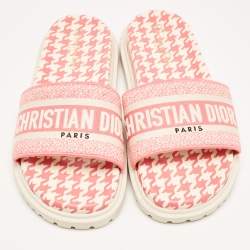Pre Owned Dior Pink/White Logo Embroidered Canvas Houndstooth Dway Slides Size 38
