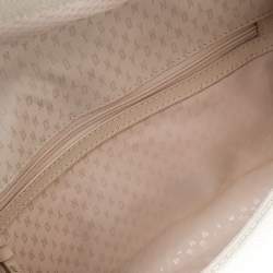 Pre Owned حقيبة كتف دي كي أن واي مظروف جلد كريمية