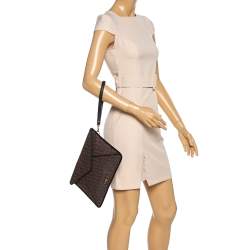 Pre Owned Dkny Brown/Black Canvas and Leather Wristlet Clutch