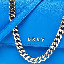 Pre Owned حقيبة كروس دى كى أن واى قلاب بارك براينت مينى جلد زرقاء