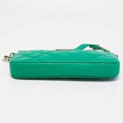 Pre Owned Dkny Green Quilted Leather Zip Convertible Crossbody Bag