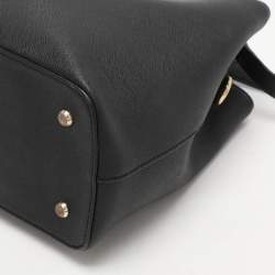 Pre Owned DKNY Black Saffiano Leather Bryant Park Bucket Bag