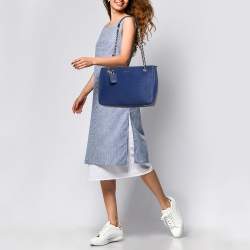 Pre Owned DKNY Blue Leather Bryant Park Chain Tote